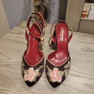 Flower embroidered Saint Laurent heels